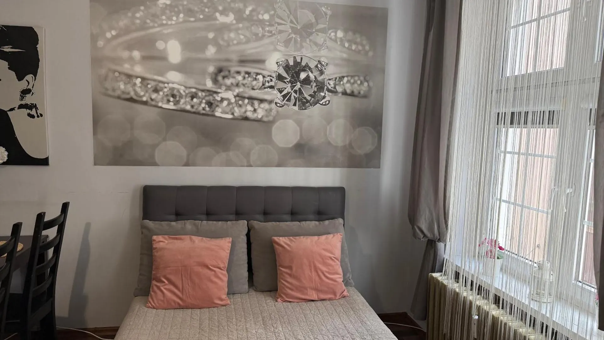 Apartament Kameralny przy ulicy Długiej Gdańsk Polska