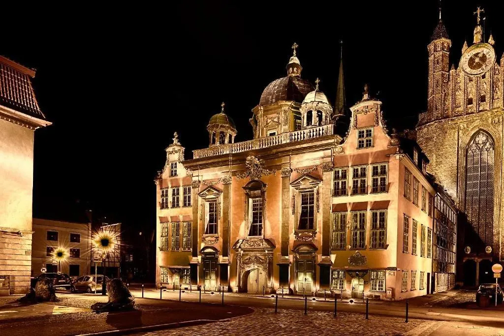 Apartament Kameralny przy ulicy Długiej Gdańsk Polska