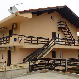 https://zana-apartments-stan-trigraci.hotelinzadar.com