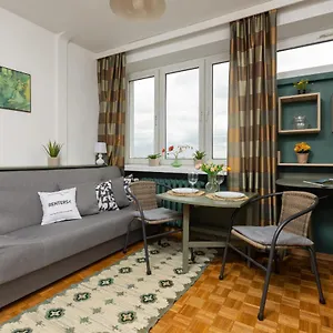 https://charming-pet-friendly-apartment-ludna-by-renters.warsawhotelspoland.com