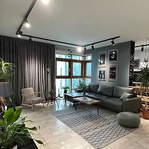 https://apartament-dworzec-gdanski.warsawhotelspoland.com