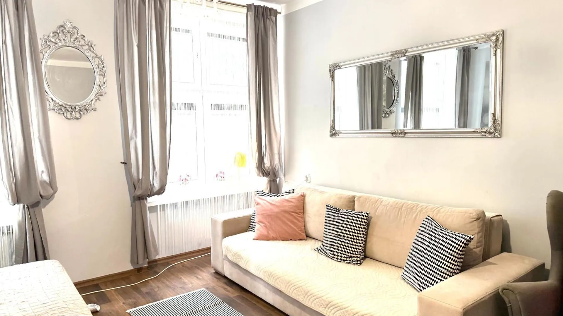 Apartament Kameralny Przy Ulicy Dlugiej Gdansk Daire